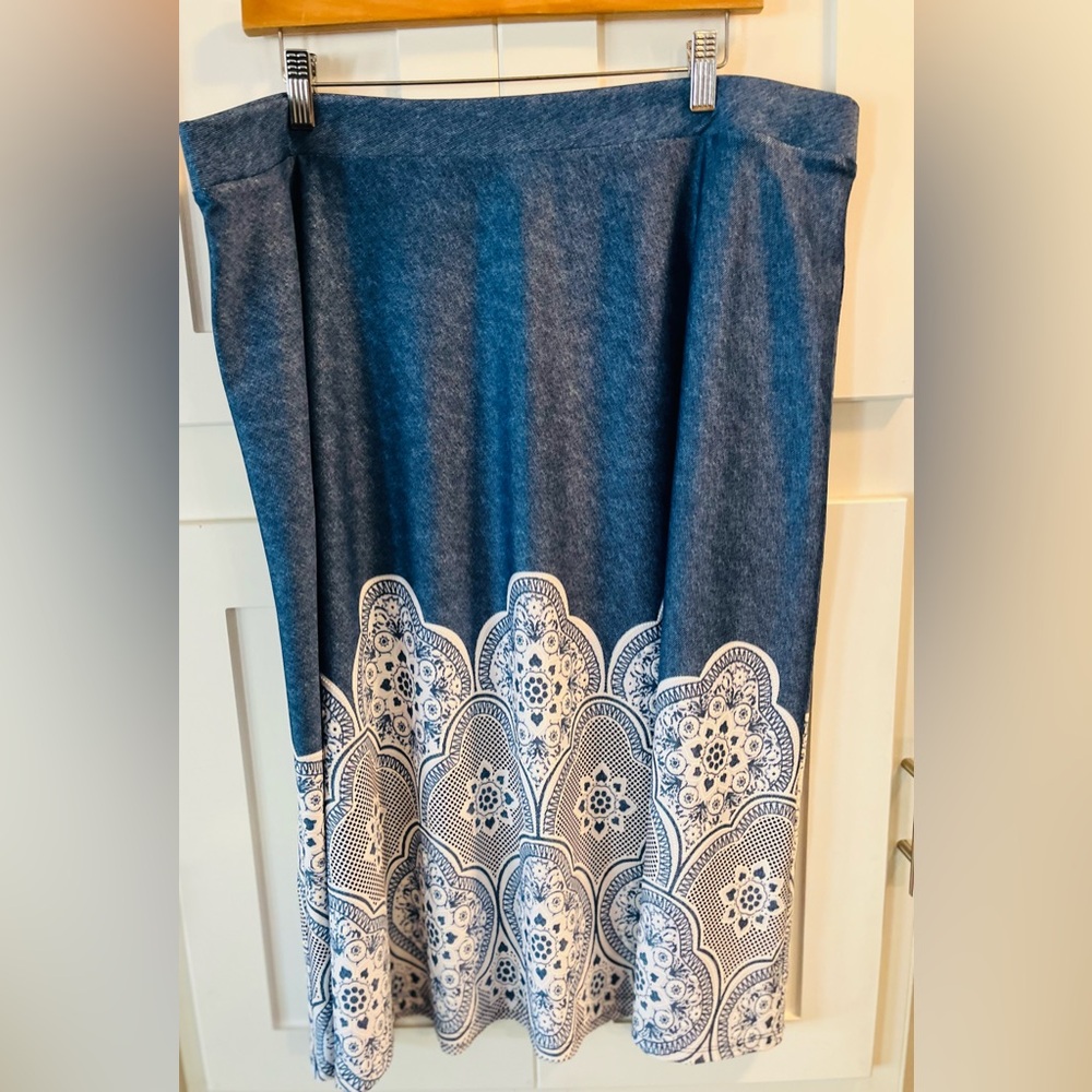 Navy Blue Maxi Skirt with White Lace Border Print
